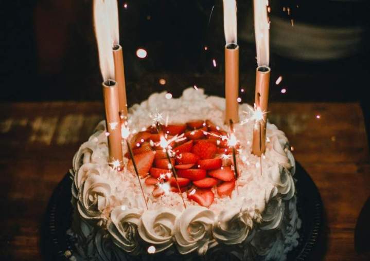 Gâteau d'anniversaire personnalisé Lagrave