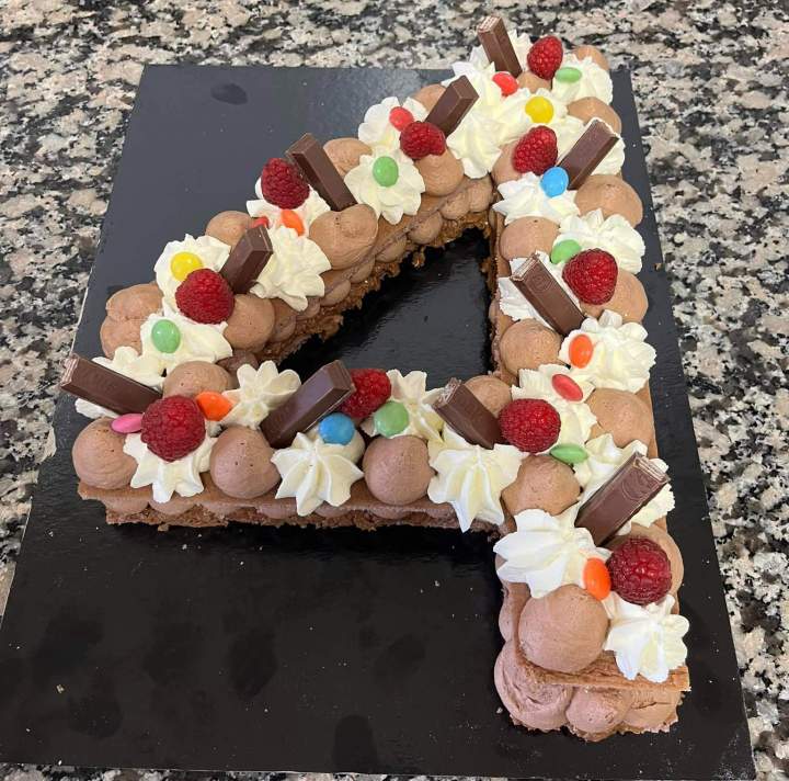 Gâteau d'anniversaire en chiffre Lagrave